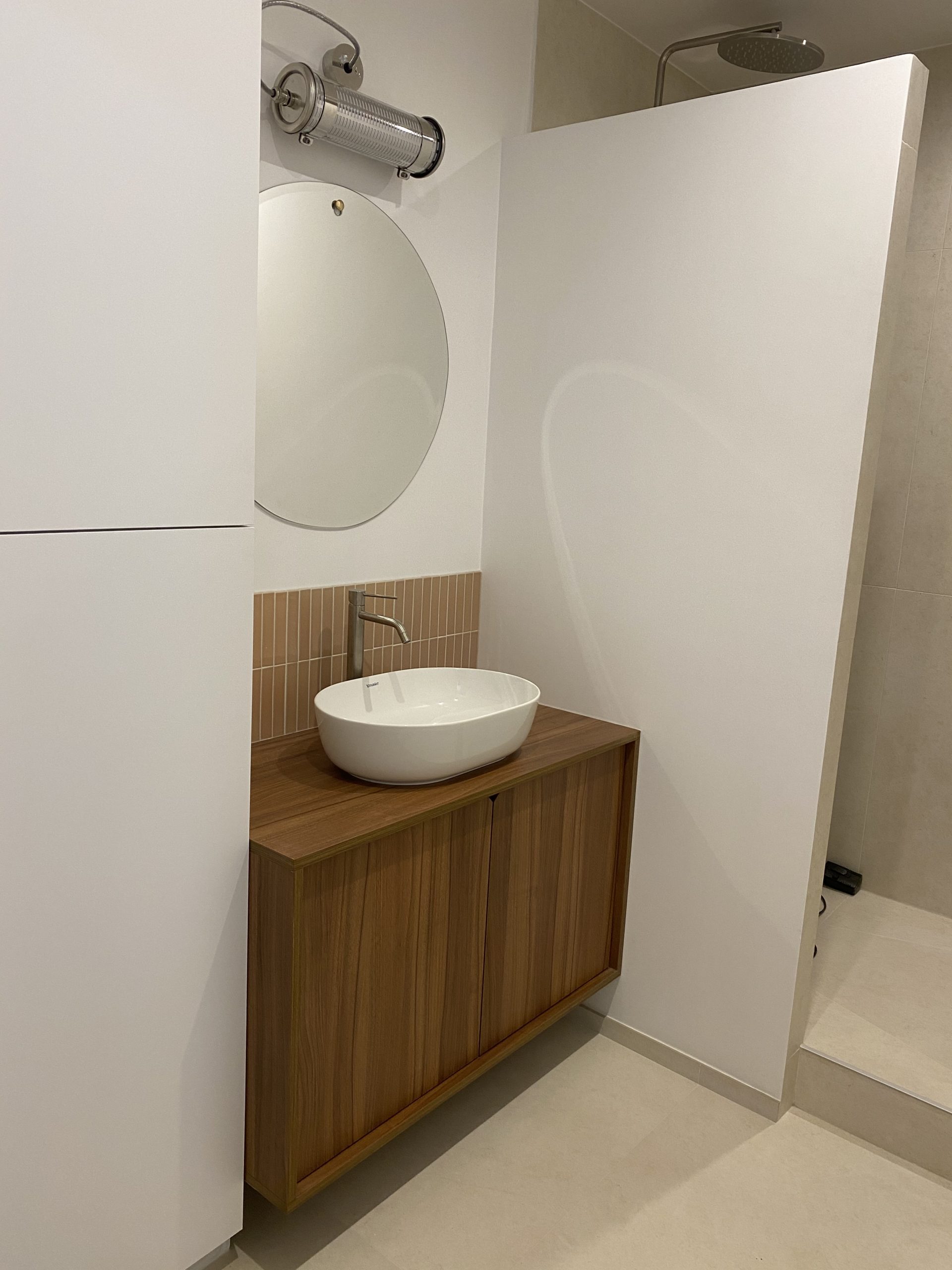 Meuble cellier – Sadeco, le spécialiste en cuisines et salles de bain haut  de gamme